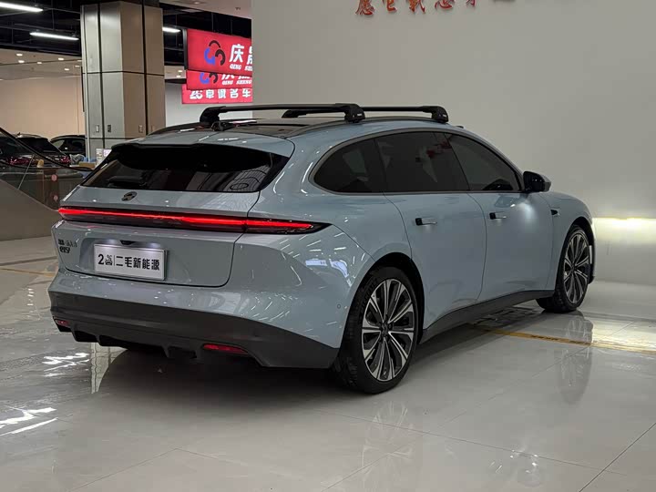 Фото 7 - Nio ET5T