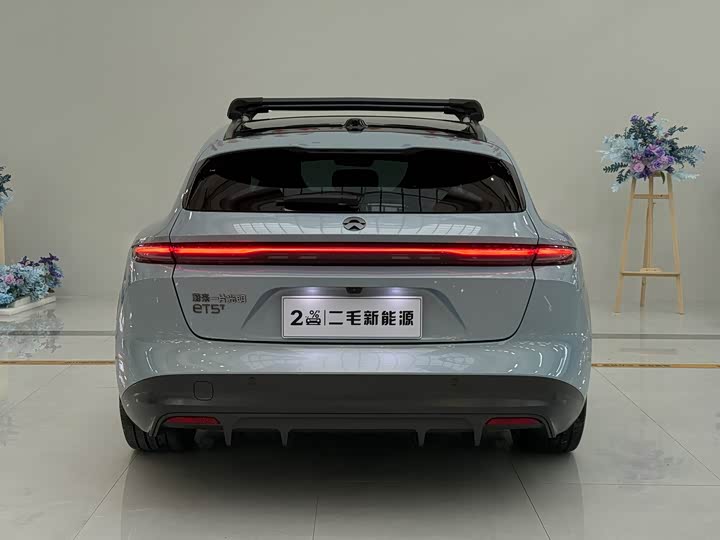 Фото 8 - Nio ET5T