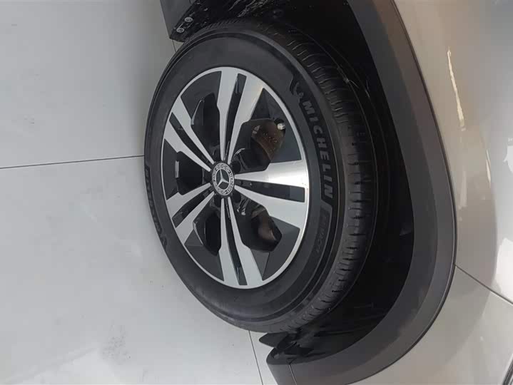 Фото 6 - Mercedes-Benz GLA-Class