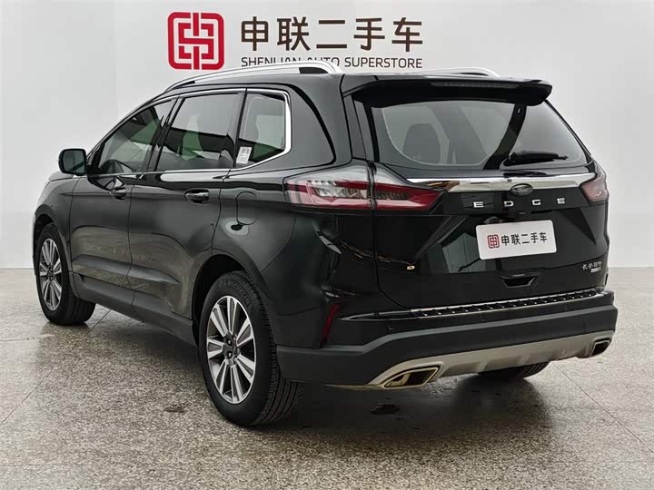 Фото 4 - Ford Edge