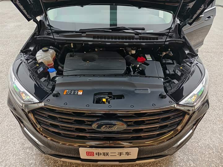 Фото 7 - Ford Edge