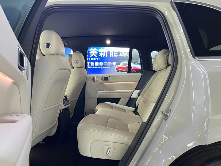 Фото 6 - LiXiang L6