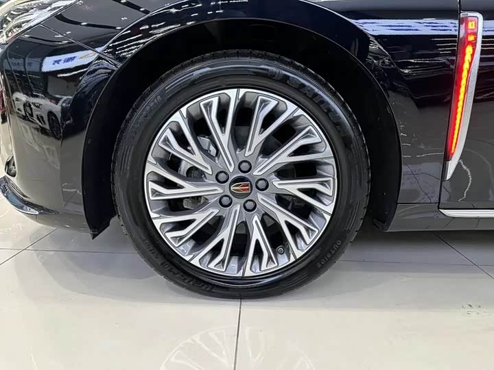 Фото 7 - Hongqi H5