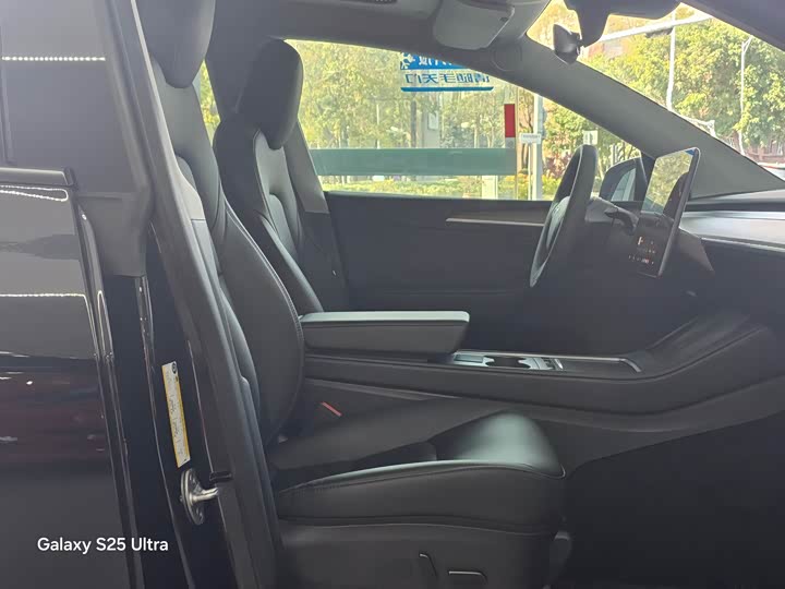 Фото 9 - Tesla Model Y