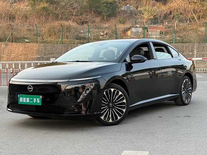 Фото 1 - Nissan N7