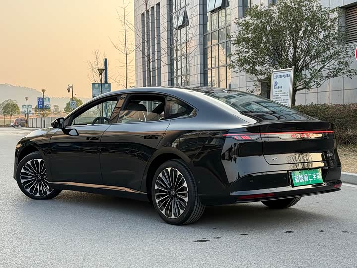 Фото 5 - Nissan N7