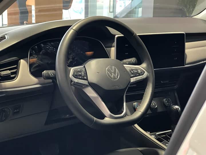 Фото 7 - Volkswagen Bora