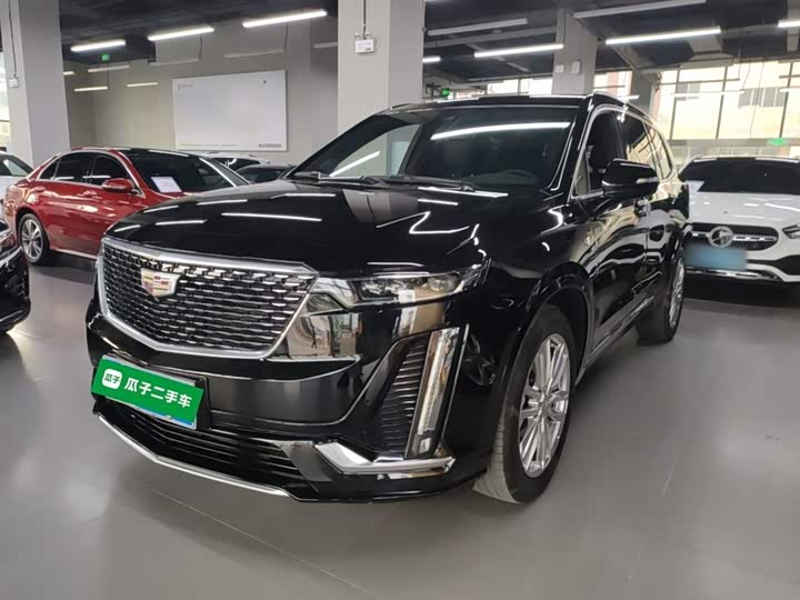 Фото 2 - Cadillac XT6
