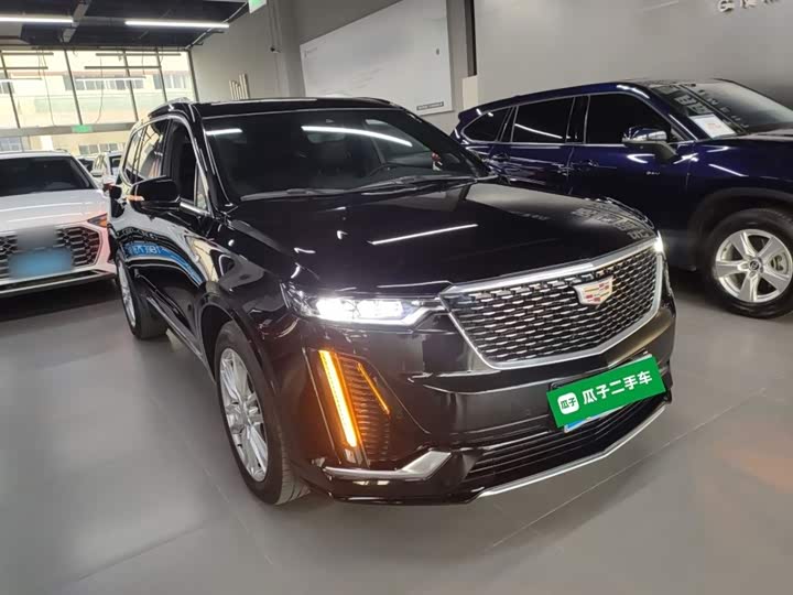 Фото 4 - Cadillac XT6