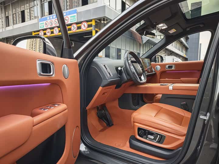 Фото 6 - LiXiang L8