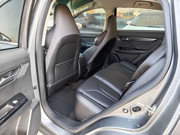 Фото 9 - XPeng G3