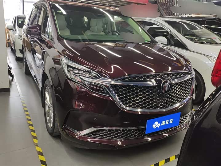 Фото 2 - Buick GL8 ES