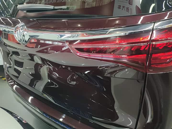 Фото 4 - Buick GL8 ES