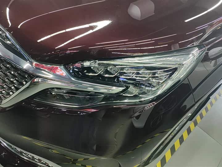 Фото 5 - Buick GL8 ES