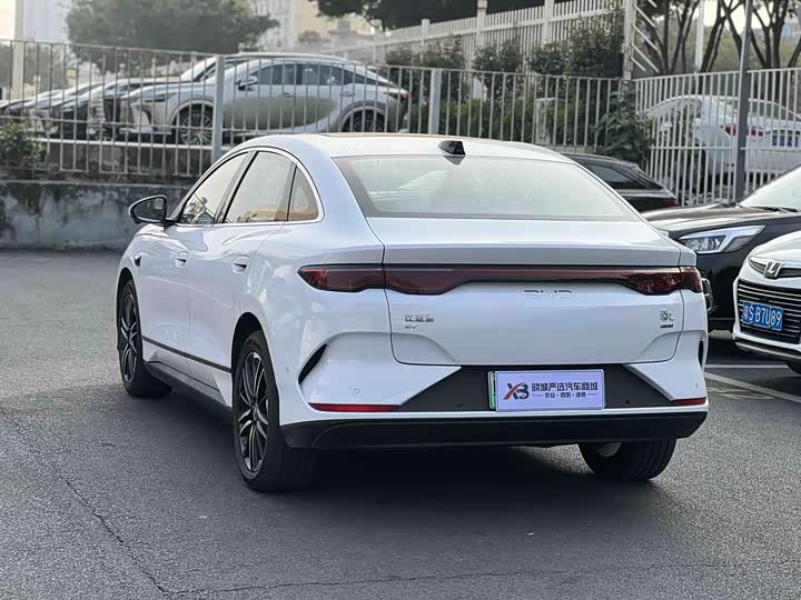 Фото 5 - BYD Qin L