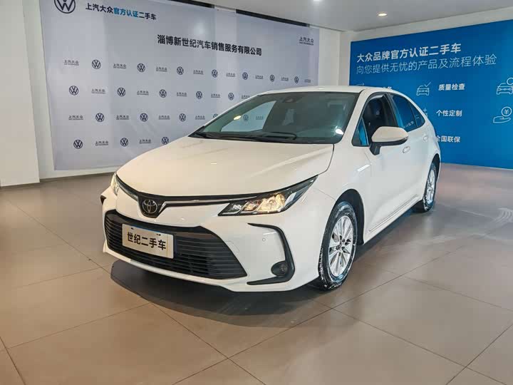 Фото 1 - Toyota Corolla