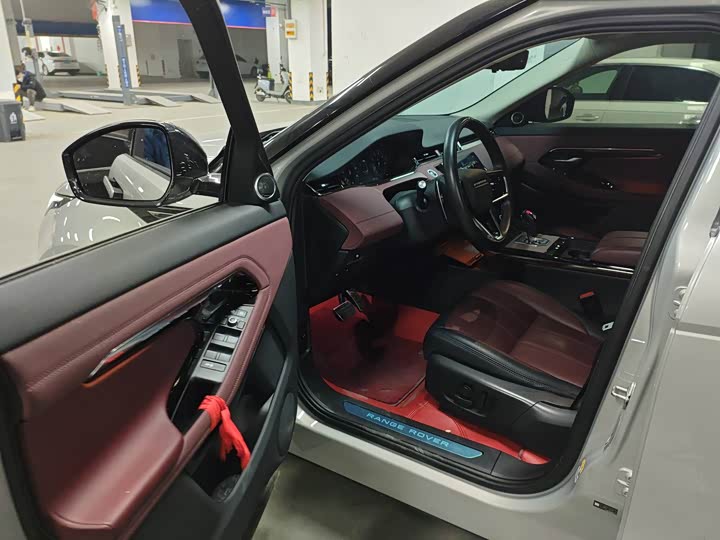 Фото 2 - Land Rover Range Rover Evoque L