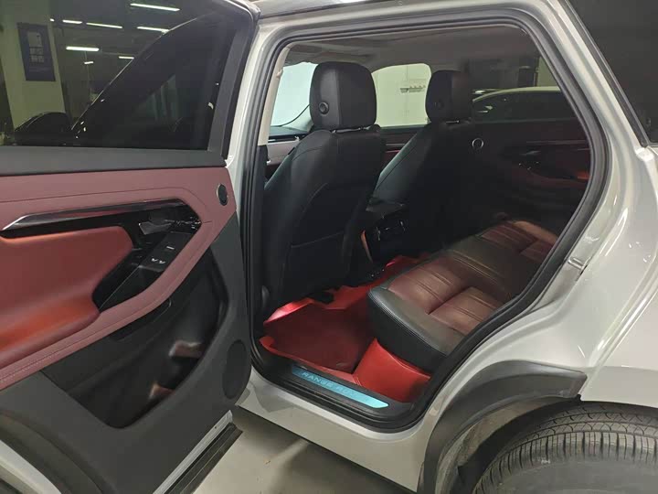 Фото 3 - Land Rover Range Rover Evoque L