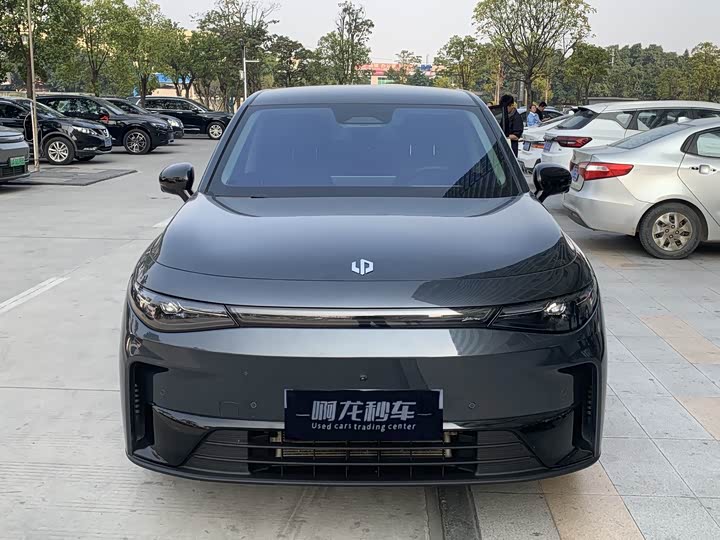 Фото 2 - Leapmotor C10