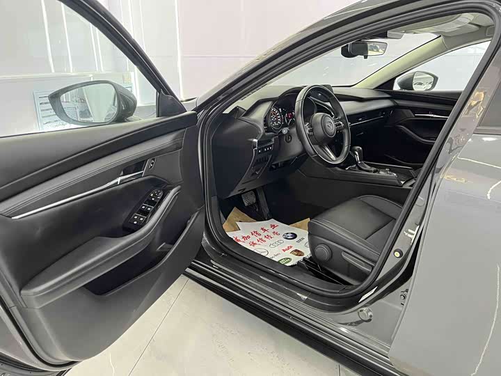 Фото 7 - Mazda 3 (Axela)