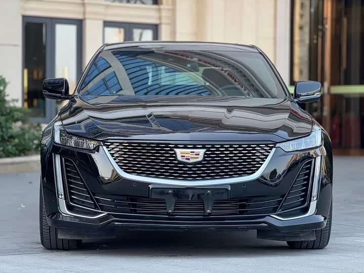 Фото 2 - Cadillac CT5