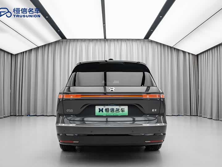 Фото 7 - Nio ES8