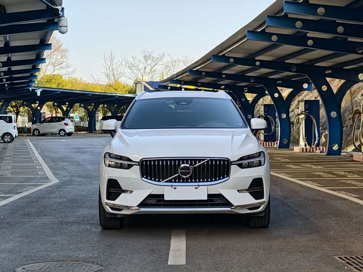 Фото 4 - Volvo XC60