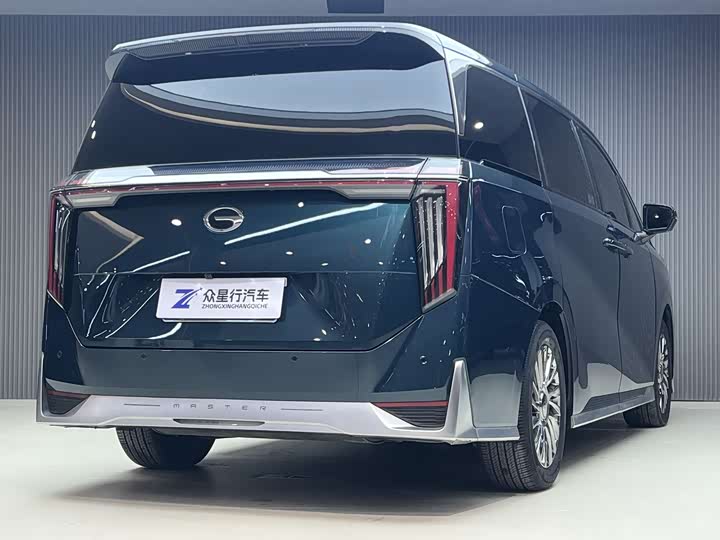 Фото 4 - GAC Trumpchi M8