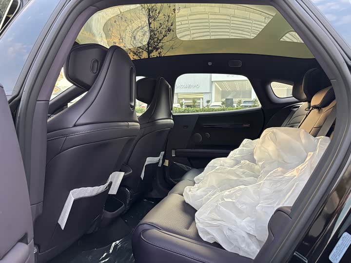 Фото 7 - Avatr 06