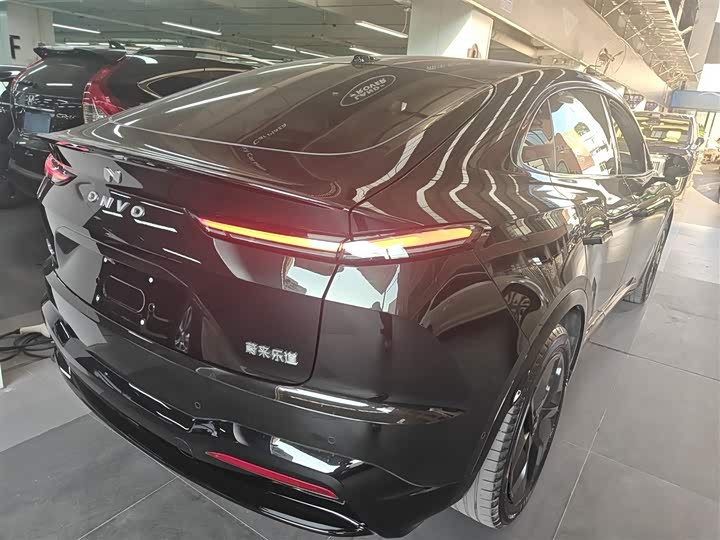 Фото 7 - Nio Onvo L60