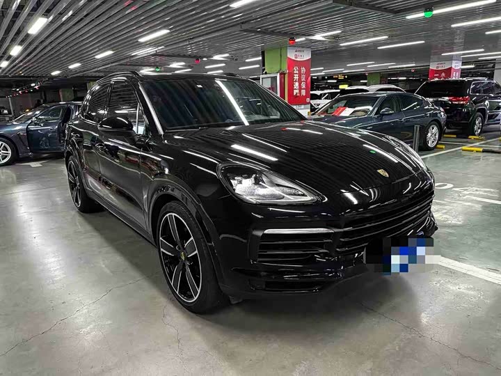 Фото 2 - Porsche Cayenne