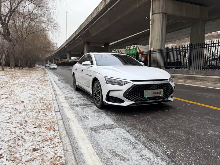 Фото 2 - BYD Han