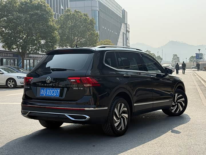 Фото 4 - Volkswagen Tiguan L Pro