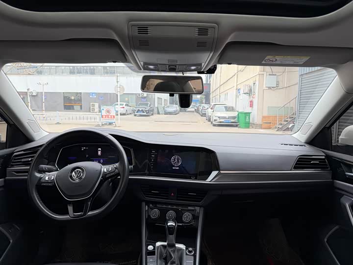 Фото 4 - Volkswagen Sagitar L