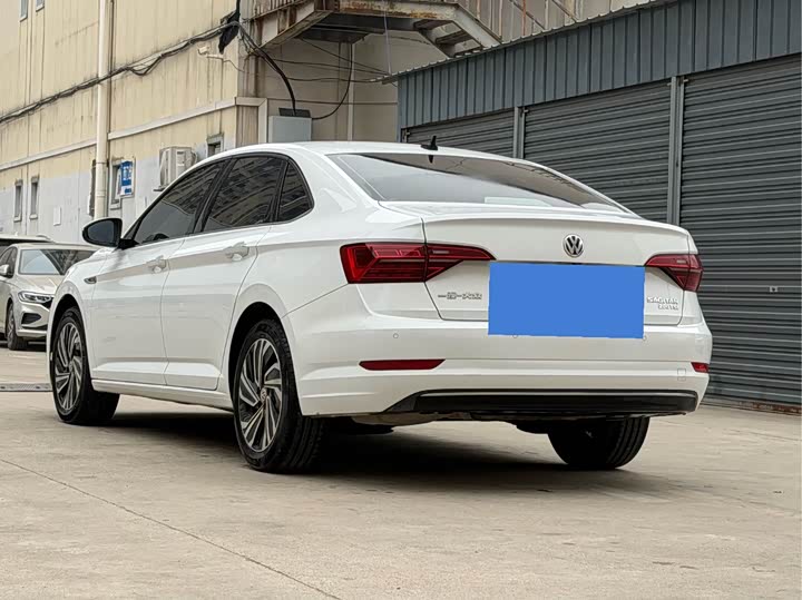 Фото 7 - Volkswagen Sagitar L