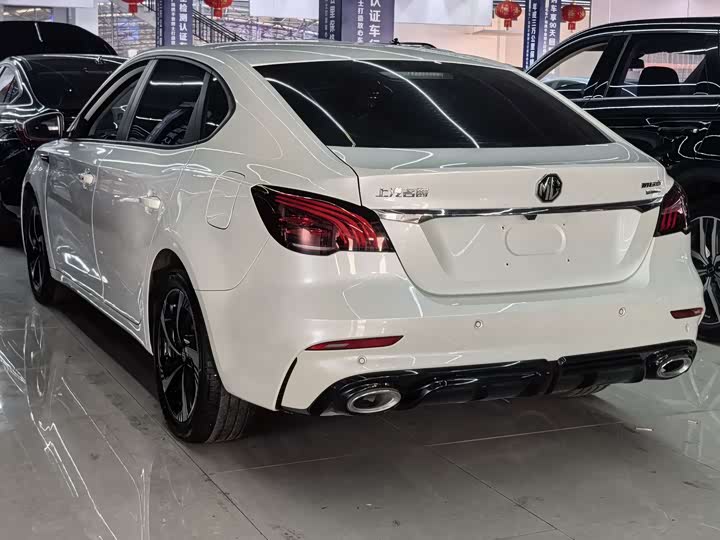 Фото 8 - MG Motor 6