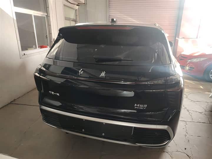 Фото 6 - Hongqi HS3 Hybrid