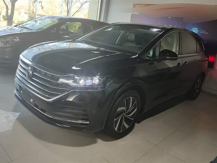 Фото 1 - Volkswagen Viloran