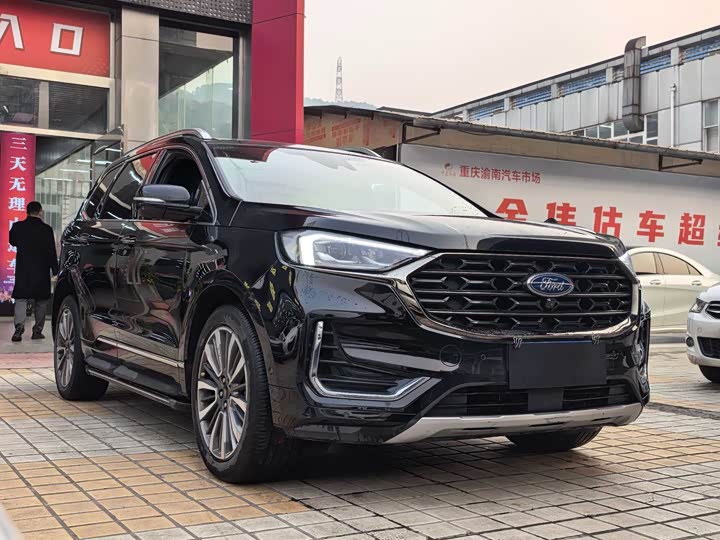 Фото 3 - Ford Edge