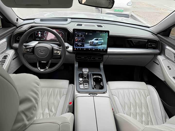 Фото 7 - GAC Trumpchi GS8