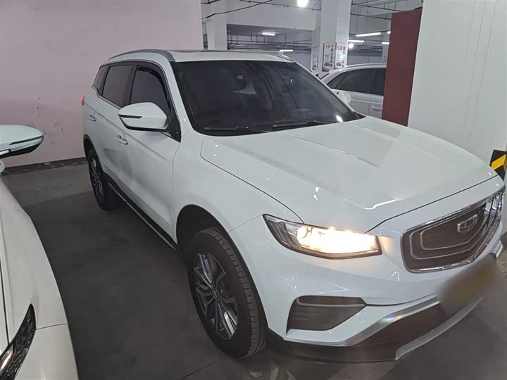 Фото 4 - Geely Atlas