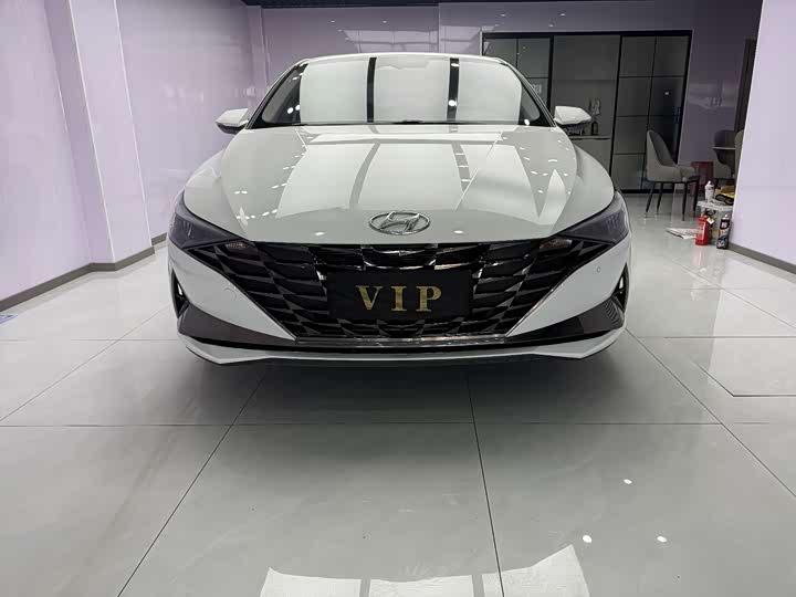 Фото 2 - Hyundai Elantra N line