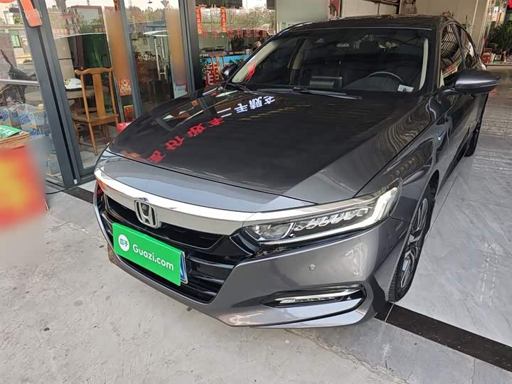 Фото 1 - Honda Accord