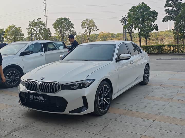 Фото 1 - BMW 3 Series