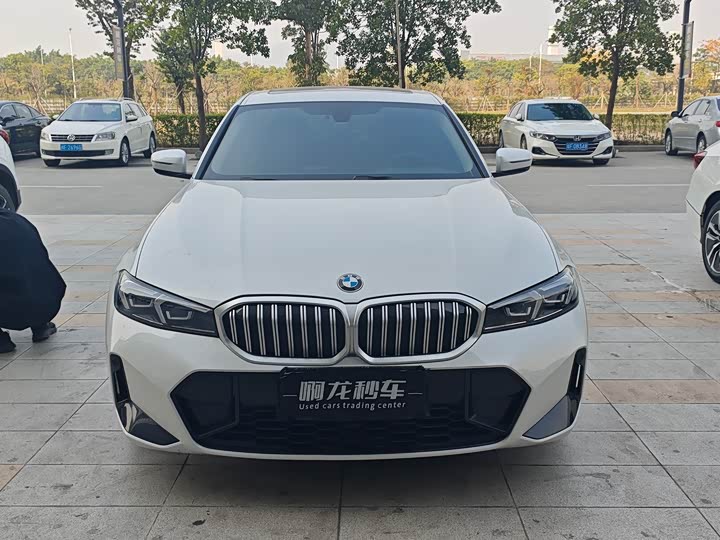 Фото 2 - BMW 3 Series