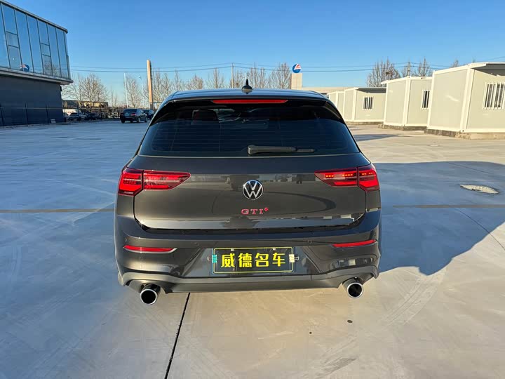 Фото 5 - Volkswagen Golf GTI