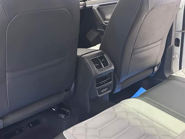 Фото 9 - Volkswagen Tayron