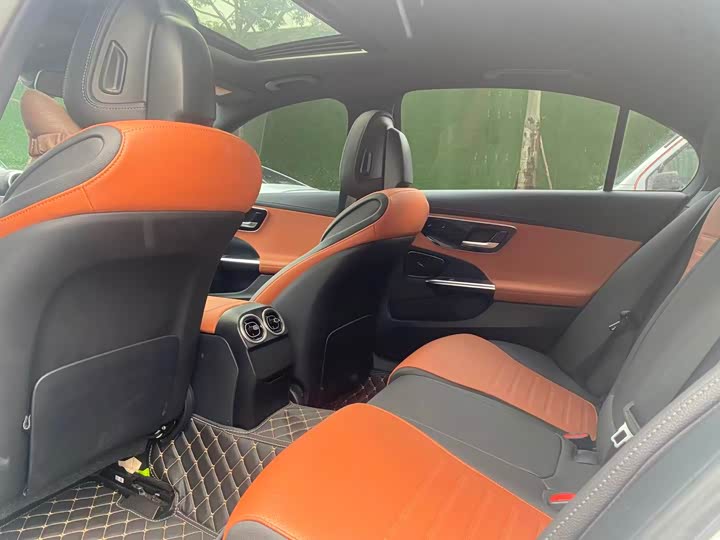 Фото 5 - Mercedes-Benz C-Class