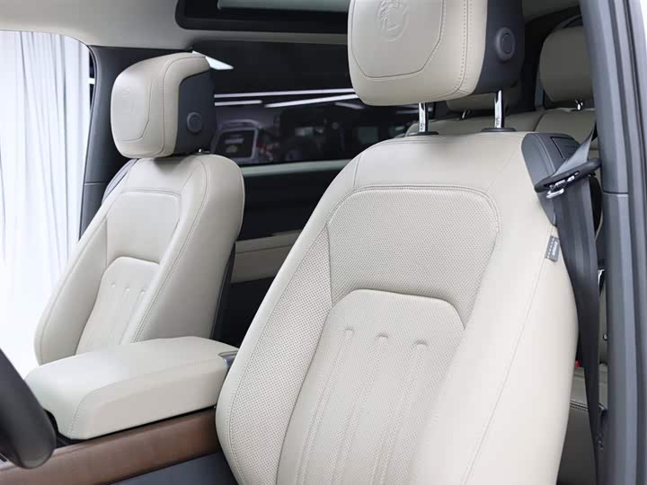 Фото 3 - Land Rover Defender