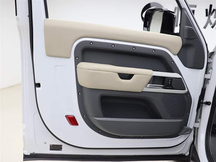 Фото 5 - Land Rover Defender